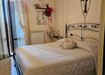 Foto 17 - Villa a Schiera Via Salvamaggio
 
21, Colli al Metauro - foto 17