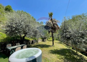 Giardino - Agriturismo Pescaglia - foto 8