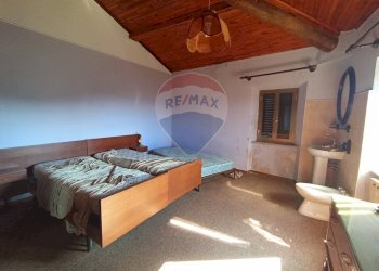 Camera / camera da letto - Casa indipendente Bagni di Lucca - foto 13