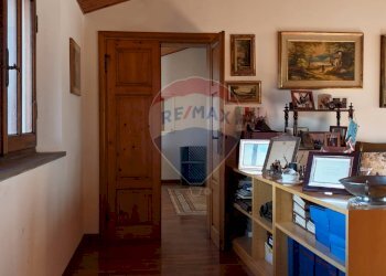 Hall / corridoio - Villa Camporgiano - photo 69