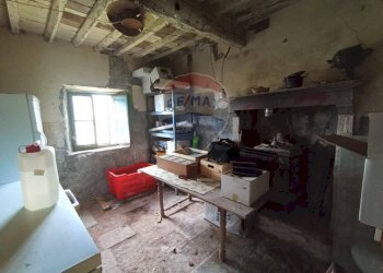 Dispensa di stoccaggio - Rustico Bagni di Lucca - foto 19