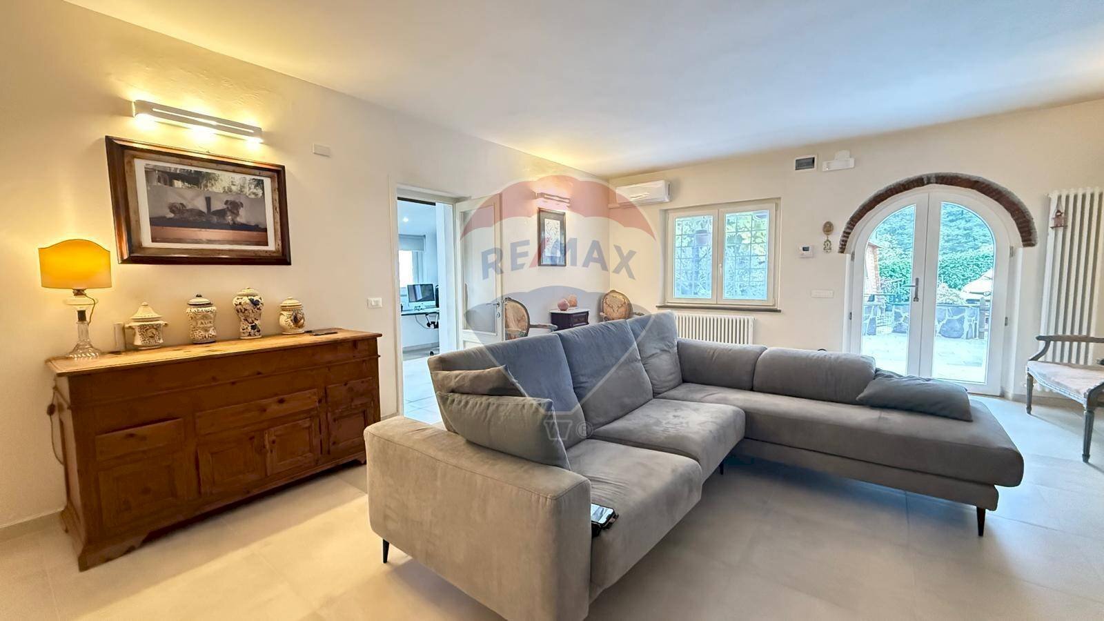 Soggiorno - Villa località Piezza
 
12, Gallicano - foto 1