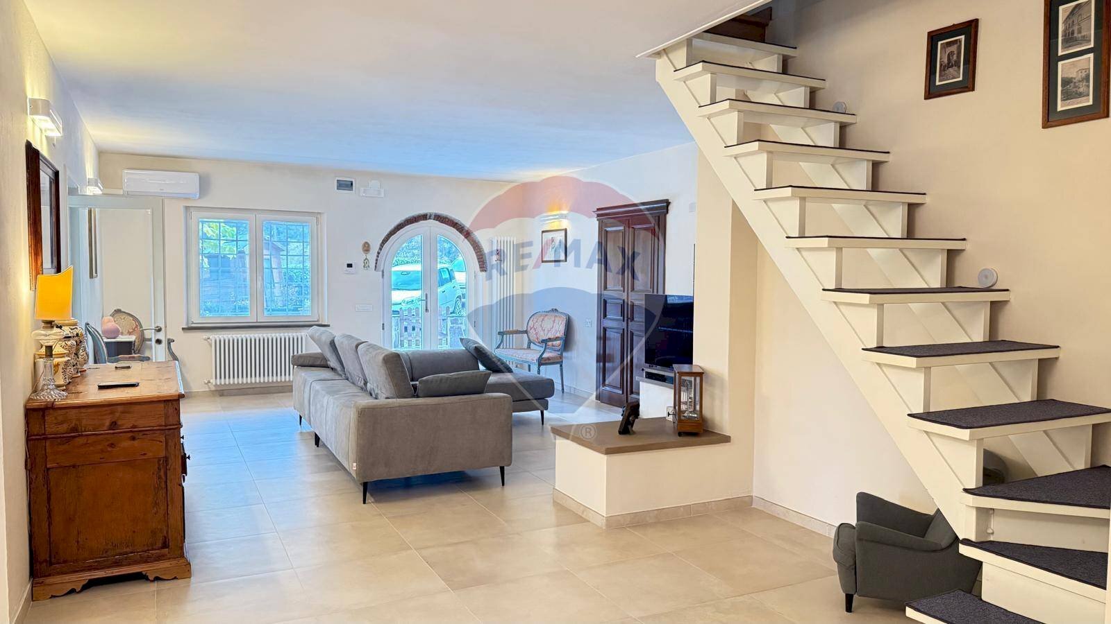 Scale - Villa località Piezza
12, Gallicano - foto 2