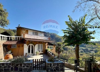Casa all\'aperto - Villa località Piezza
 
12, Gallicano - foto 3