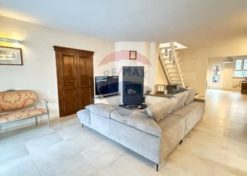 Soggiorno - Villa località Piezza
 
12, Gallicano - foto 25