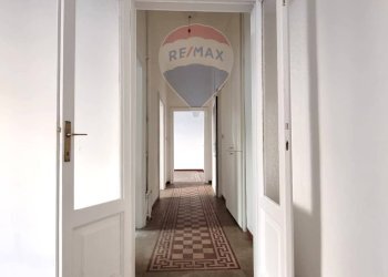 Hall / corridoio - Three-room apartment Via Principe Eugenio
 
36, Milano - photo 16