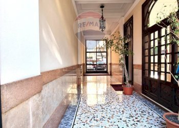 Ricezione / Lobby - Three-room apartment Via Principe Eugenio
 
36, Milano - photo 28