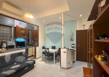 Sala da pranzo - Two-room apartment Via Monte Lungo
 
9, Milano - photo 5