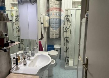 Bagno - Two-room apartment Via Monte Lungo
 
9, Milano - photo 12