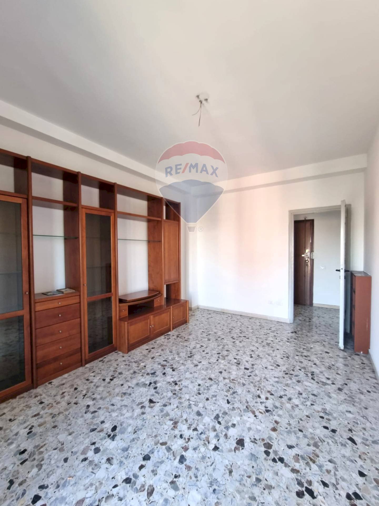 Stanza vuota - Bilocale Milano - foto 3