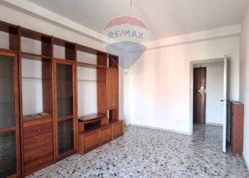 Stanza vuota - Two-room apartment Milano - photo 3