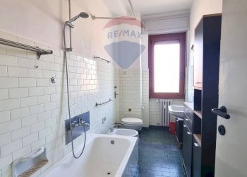 Bagno - Two-room apartment Milano - photo 14