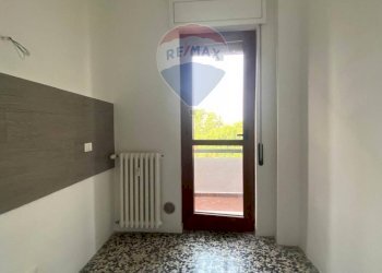 Stanza vuota - Two-room apartment Milano - photo 4