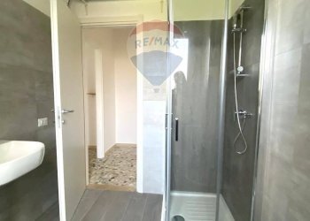 Bagno - Two-room apartment Milano - photo 8