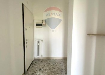 Hall / corridoio - Two-room apartment Milano - photo 14