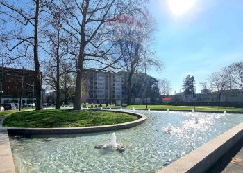 Piscina - Bilocale Piazza Tirana
 
12, Milano - foto 17