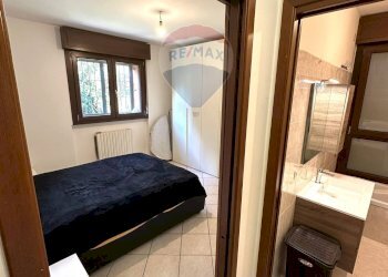 Camera / camera da letto - Two-room apartment Via Eugenio Montale
 
25, Rho - photo 8