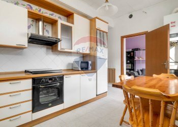 Cucina - Bilocale VIA LEOPARDI
 
81, Fagnano Olona - foto 2