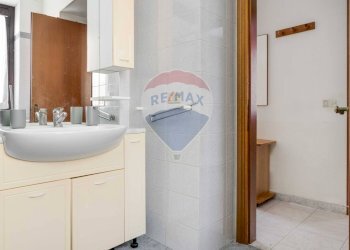 Bagno - Bilocale VIA LEOPARDI
 
81, Fagnano Olona - foto 15