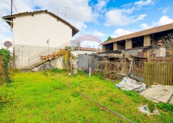 Giardino - Bilocale VIA LEOPARDI
 
81, Fagnano Olona - foto 17