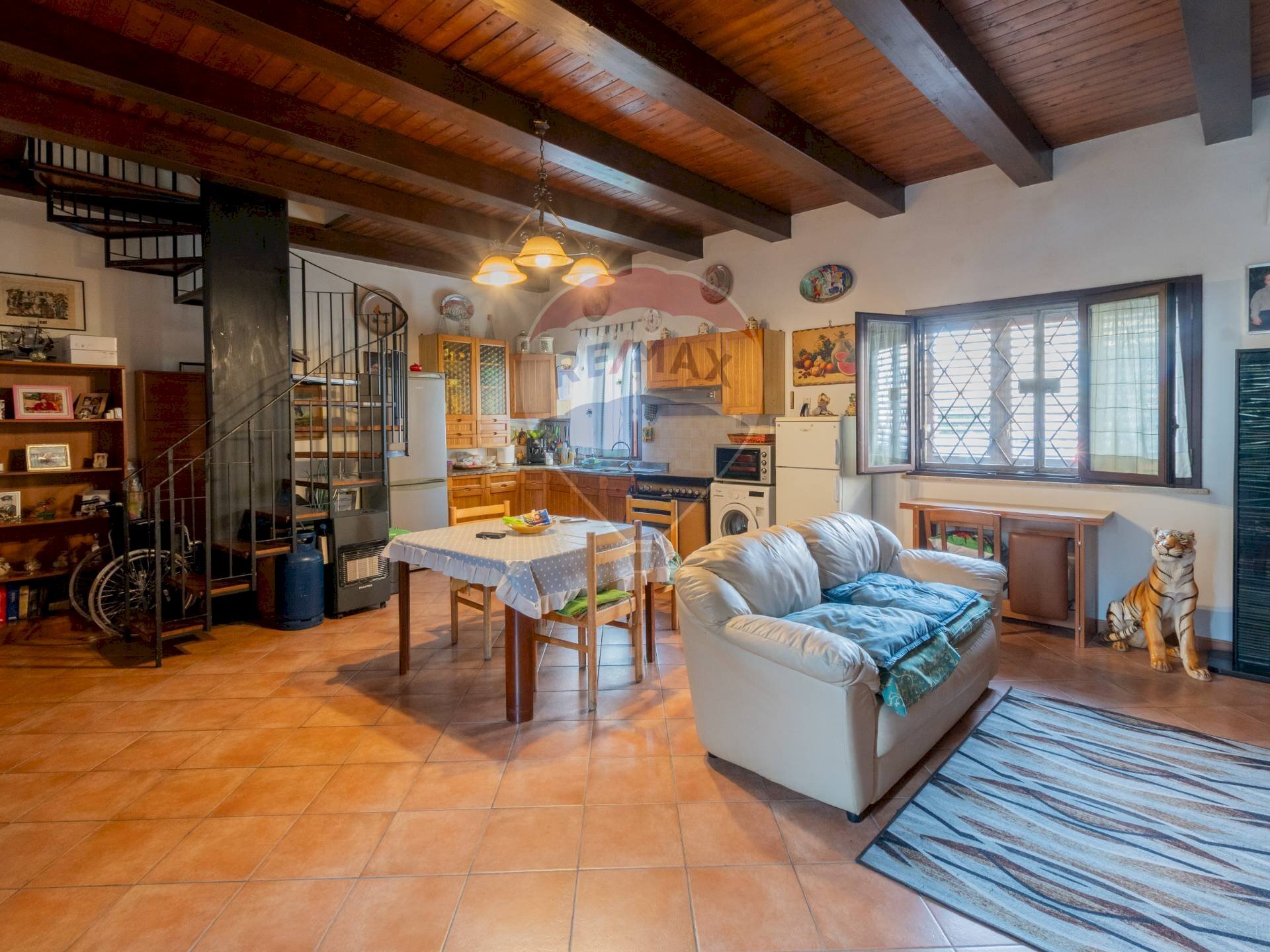 Sala da pranzo - Quadrilocale baglio barcellona
 
7, Palermo - foto 1