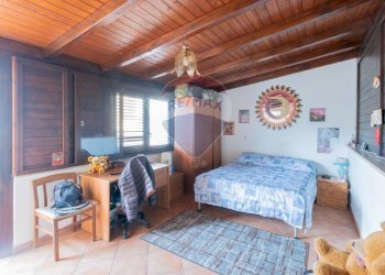 Camera / camera da letto - Quadrilocale baglio barcellona
 
7, Palermo - foto 10