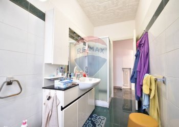 Bagno - Trilocale corso Matteotti
 
270, Serravalle Sesia - foto 11