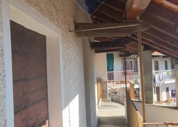 Balcone - Casa semi indipendente Via Regina Margherita Calogna, Lesa - foto 15