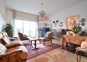 Soggiorno - Quadrilocale Via Massimo d' Azeglio
 
26, Stresa - foto 1