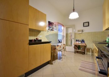 Cucina - Quadrilocale Via Massimo d' Azeglio
 
26, Stresa - foto 6