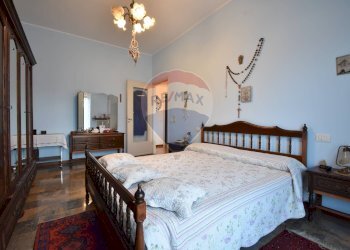 Camera / camera da letto - Quadrilocale Via Massimo d' Azeglio
 
26, Stresa - foto 10