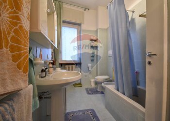 Bagno - Quadrilocale Via Massimo d' Azeglio
 
26, Stresa - foto 12