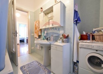 Bagno - Quadrilocale Via Massimo d' Azeglio
 
26, Stresa - foto 13