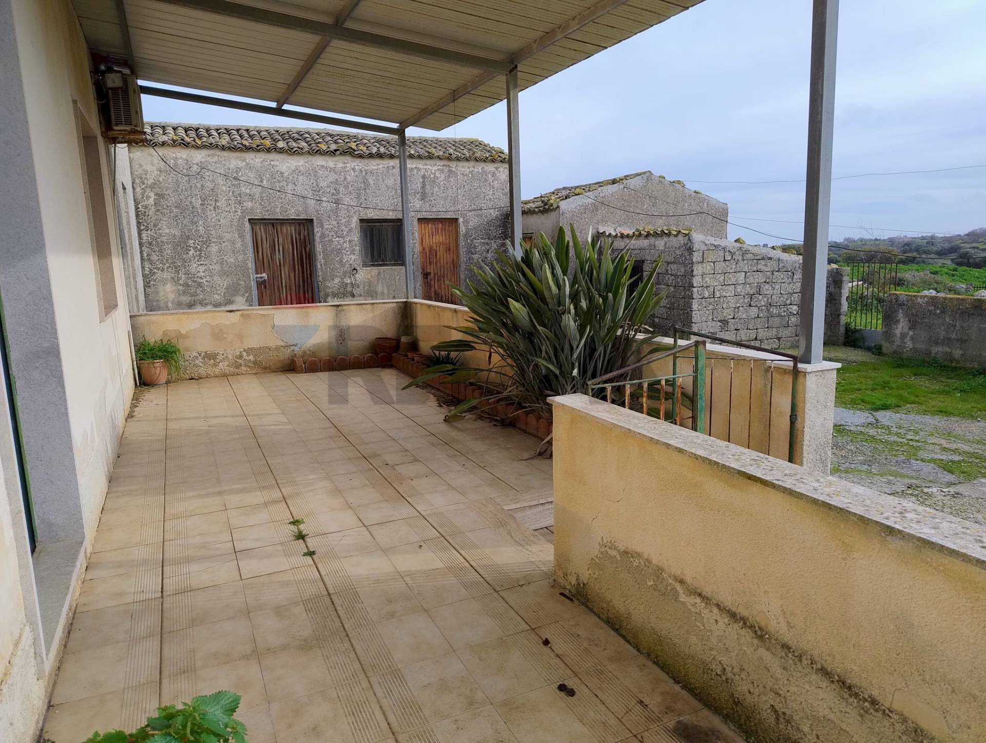 Terrazza - Rustico CONTRADA CAVA LAZZARO OLIVELLA
 
1, Modica - foto 1