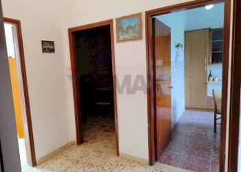 Hall / corridoio - Rustico CONTRADA CAVA LAZZARO OLIVELLA
 
1, Modica - foto 24