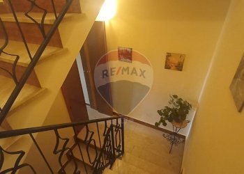 Scale - Casa indipendente via borgo  cuba
 
25, Chiaramonte Gulfi - foto 12