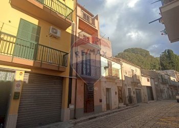 Edificio all\'aperto - Casa indipendente via borgo  cuba
 
25, Chiaramonte Gulfi - foto 43