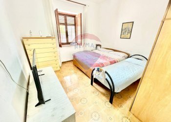 Camera / camera da letto - Independent house Via Vincenzo Bellini, Terrasini - photo 8