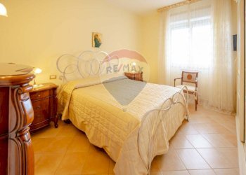 Camera / camera da letto - Trilocale Via Fratelli De Filippo
 
27, Bari - foto 13