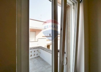 Balcone - Independent house Via Vittorio Veneto
 
151, Adelfia - photo 13