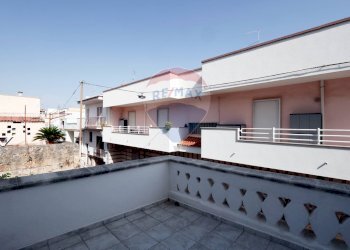 Terrazza - Independent house Via Vittorio Veneto
 
151, Adelfia - photo 14