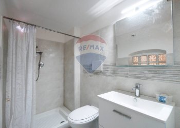 Bagno - Independent house Via Vittorio Veneto
 
151, Adelfia - photo 16