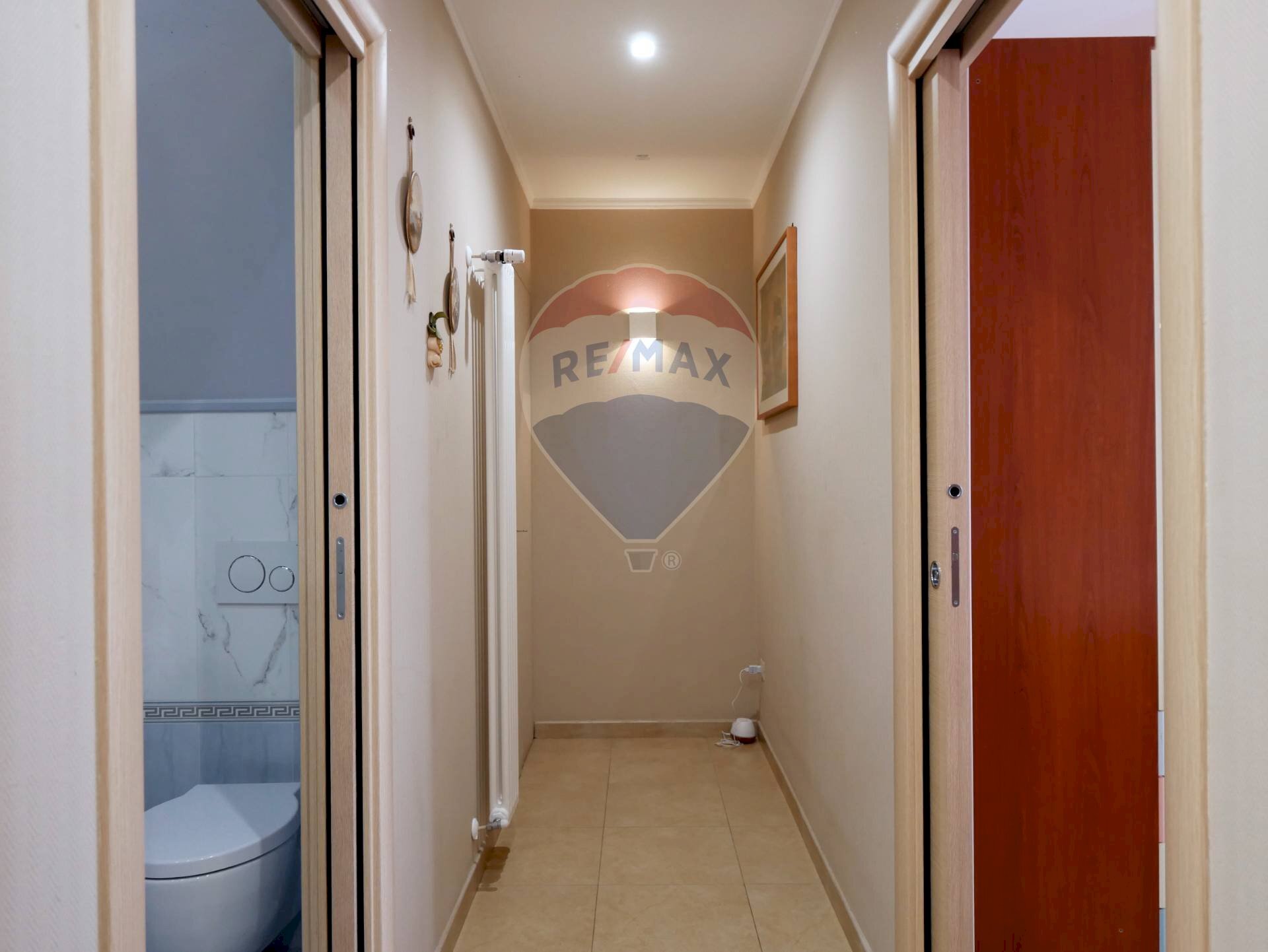 Hall / corridoio - Four-room apartment Via Milazzo
4, Gravina in Puglia - photo 3