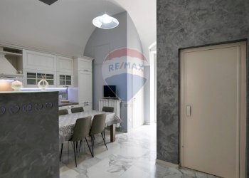 Sala da pranzo - Quadrilocale Via Milazzo
 
4, Gravina in Puglia - foto 11