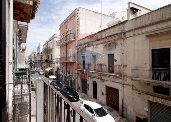 Balcone - Quadrilocale Via Milazzo
 
4, Gravina in Puglia - foto 13