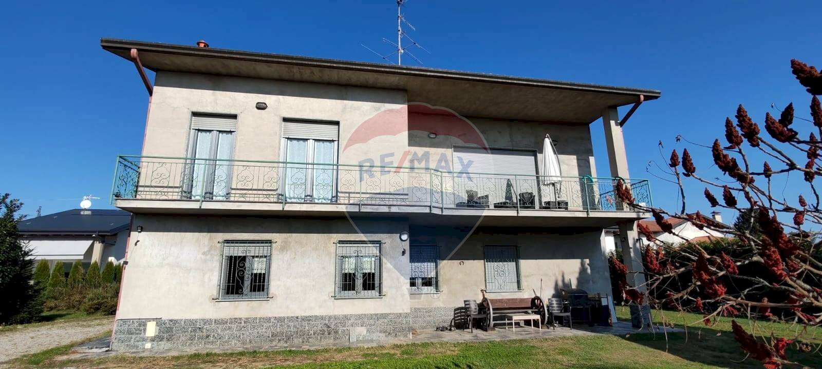 Casa all\'aperto - Casa indipendente Oleggio Castello - foto 3