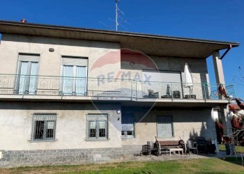 Casa all\'aperto - Casa indipendente Oleggio Castello - foto 3