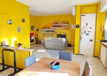 Sala da pranzo - Casa indipendente Oleggio Castello - foto 26