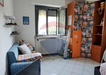 Camera / camera da letto - Casa indipendente Oleggio Castello - foto 30