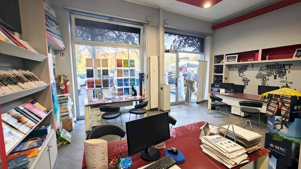 Interno non residenziale - Shop corso Filippo Turati, 53, Torino (neighborhood Crocetta) - photo 1